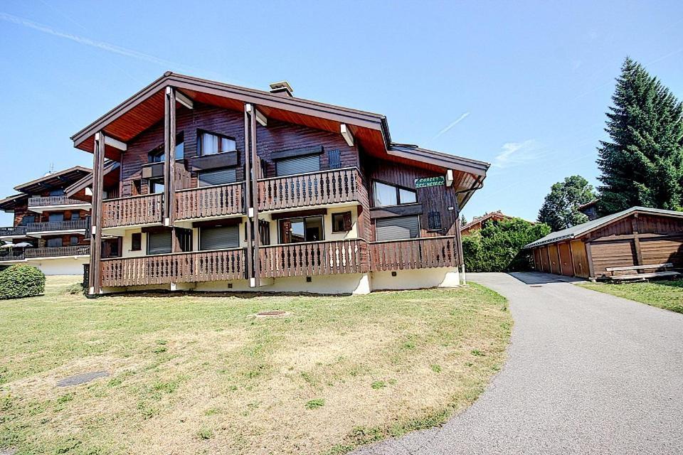 Le Chalet Des Neiges Les Carroz d'Araches Esterno foto